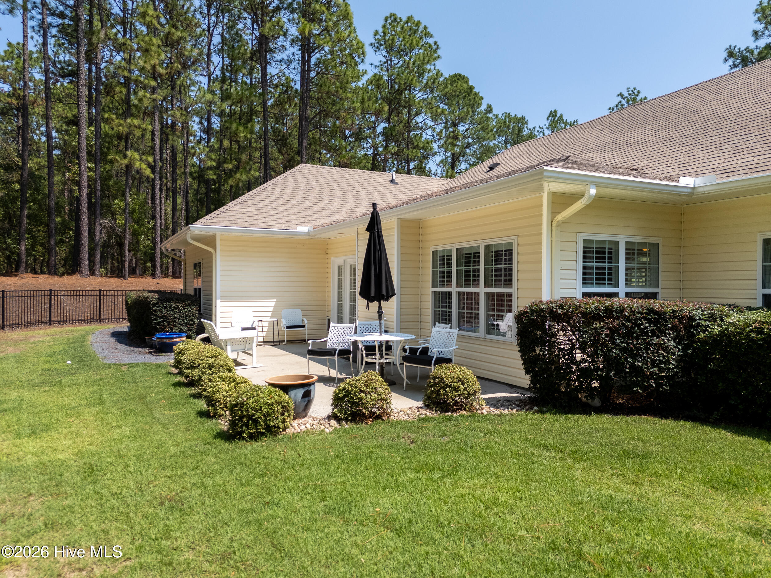 24 S Shamrock Drive