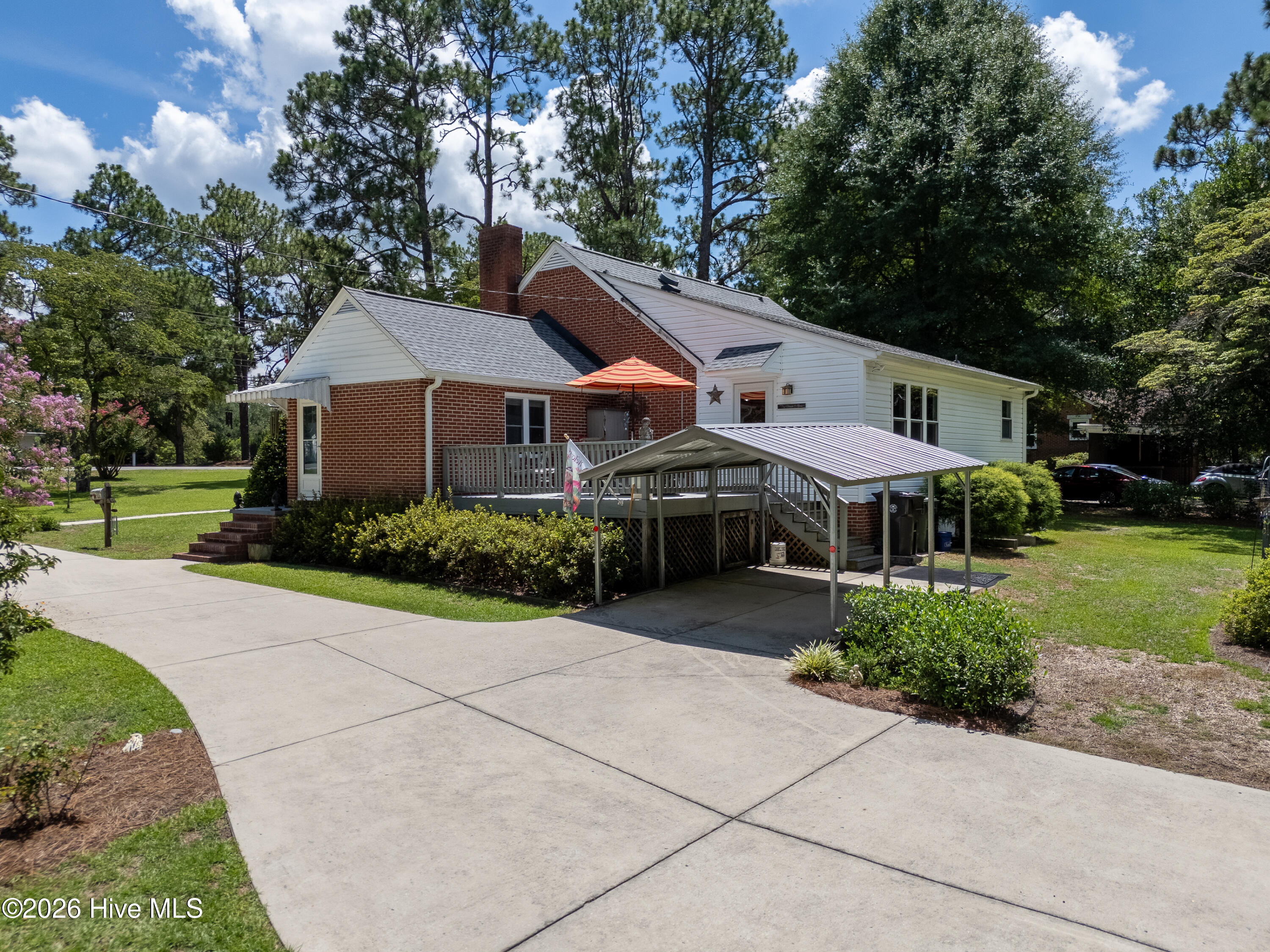 1301 N Poplar Street
