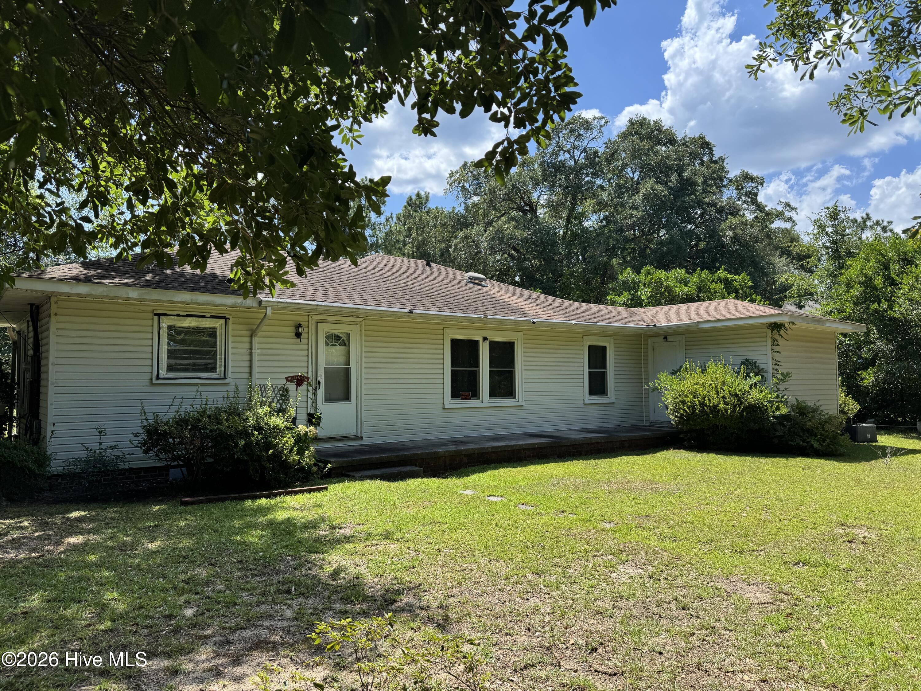 418 Oak Avenue