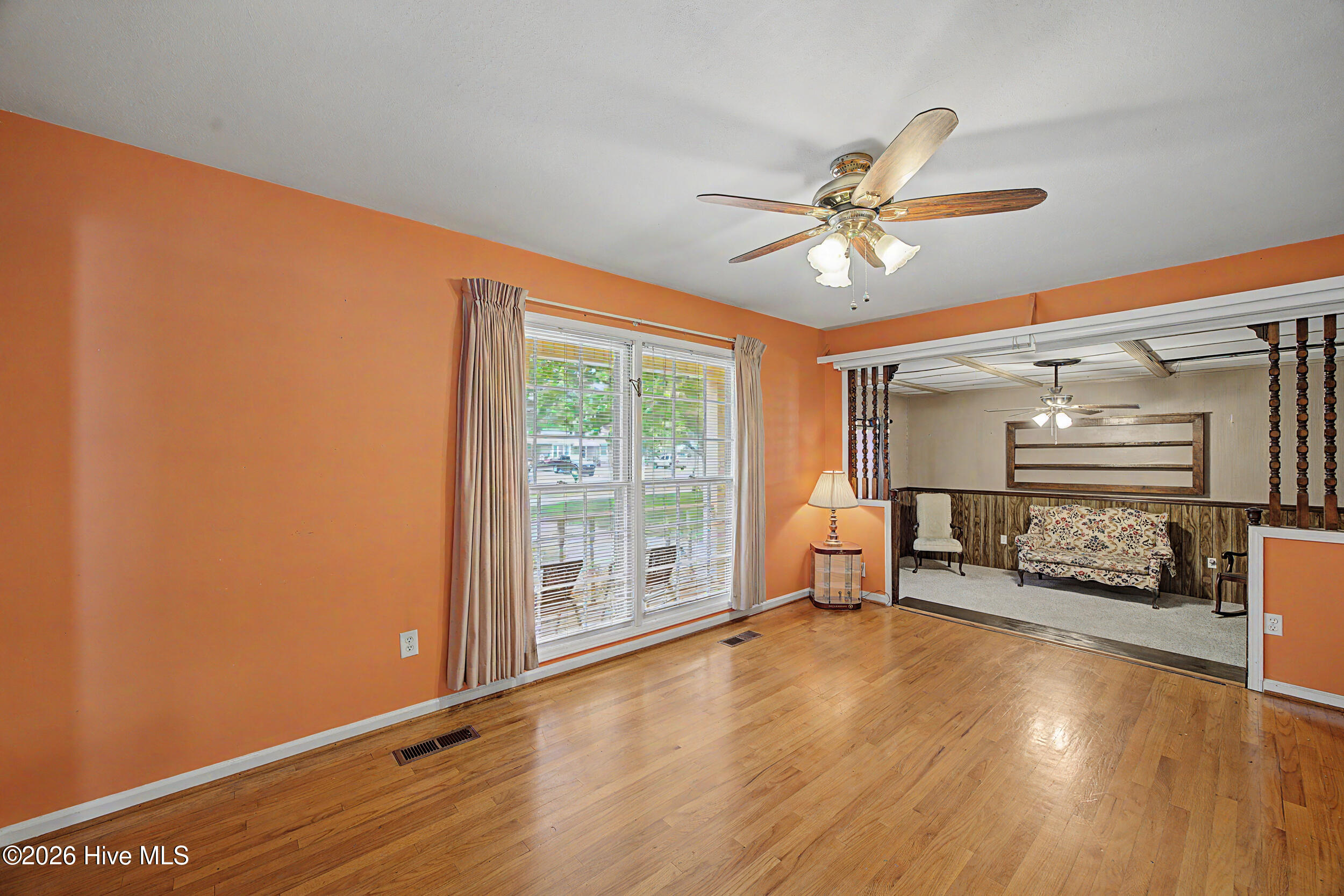 924 Montclair Avenue