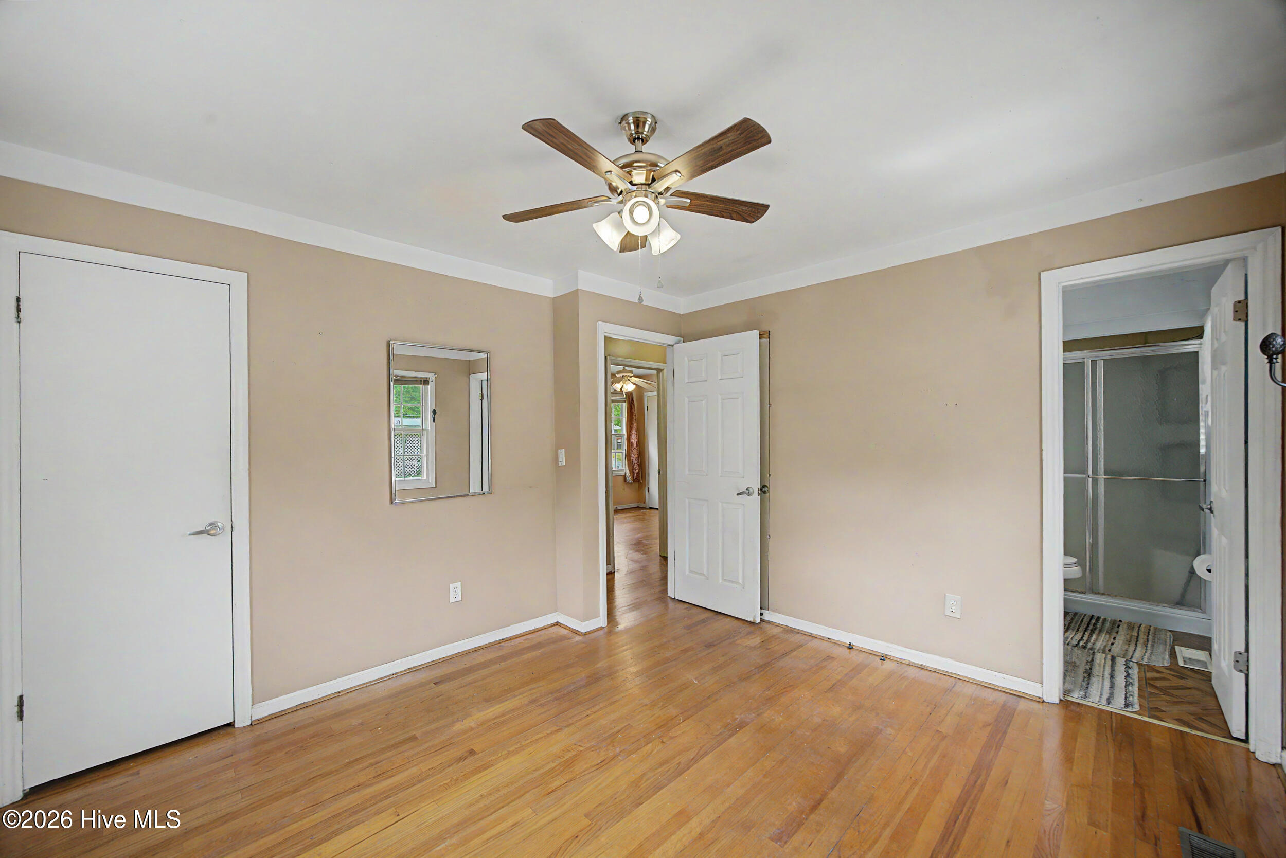 924 Montclair Avenue