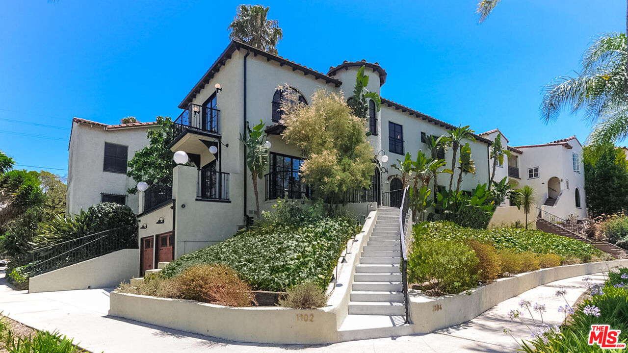 1104 S Longwood Ave Unit: Upper Unit