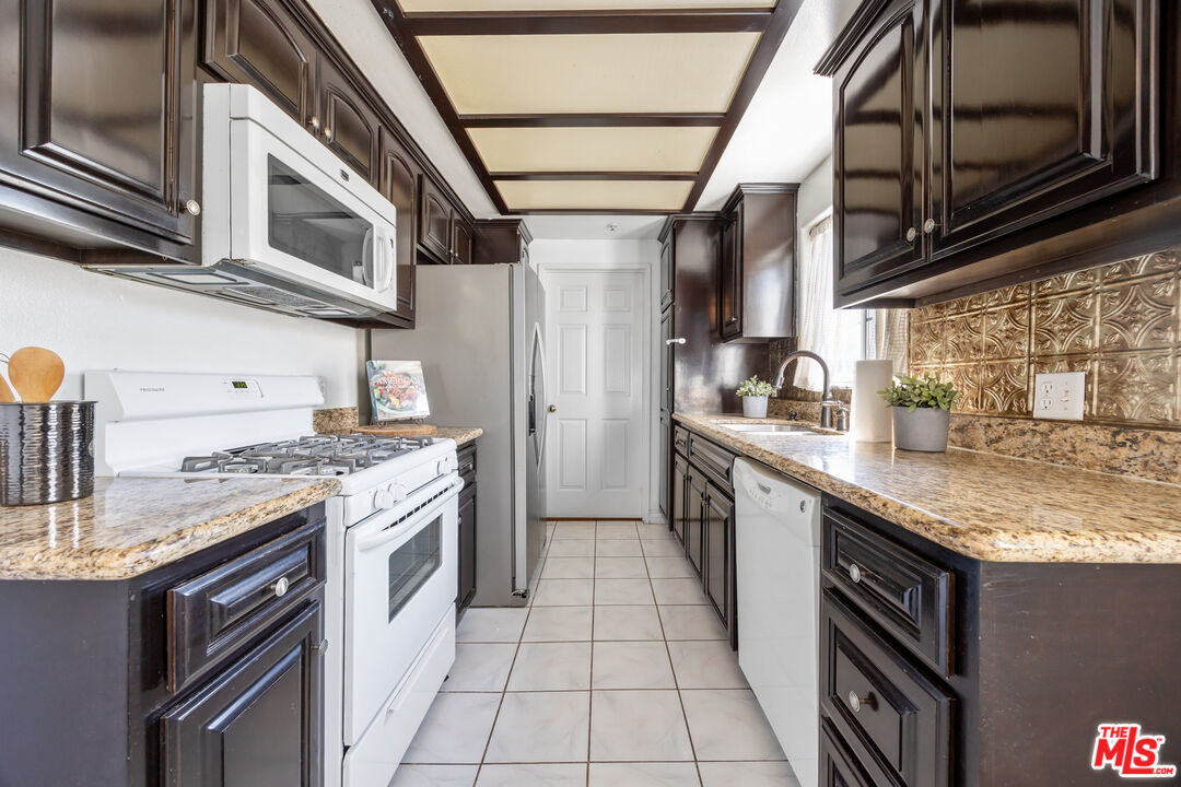 14365 Foothill Blvd Unit: 7