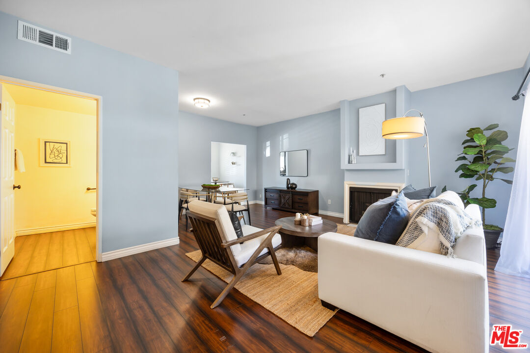 14365 Foothill Blvd Unit: 7