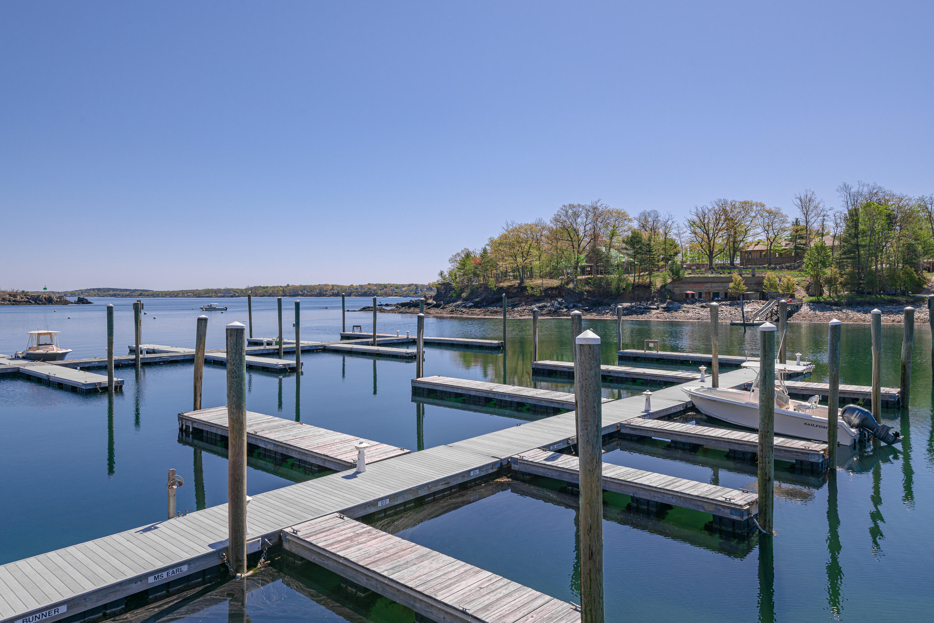 104 Mckinley Court, Diamond Cove, 17D