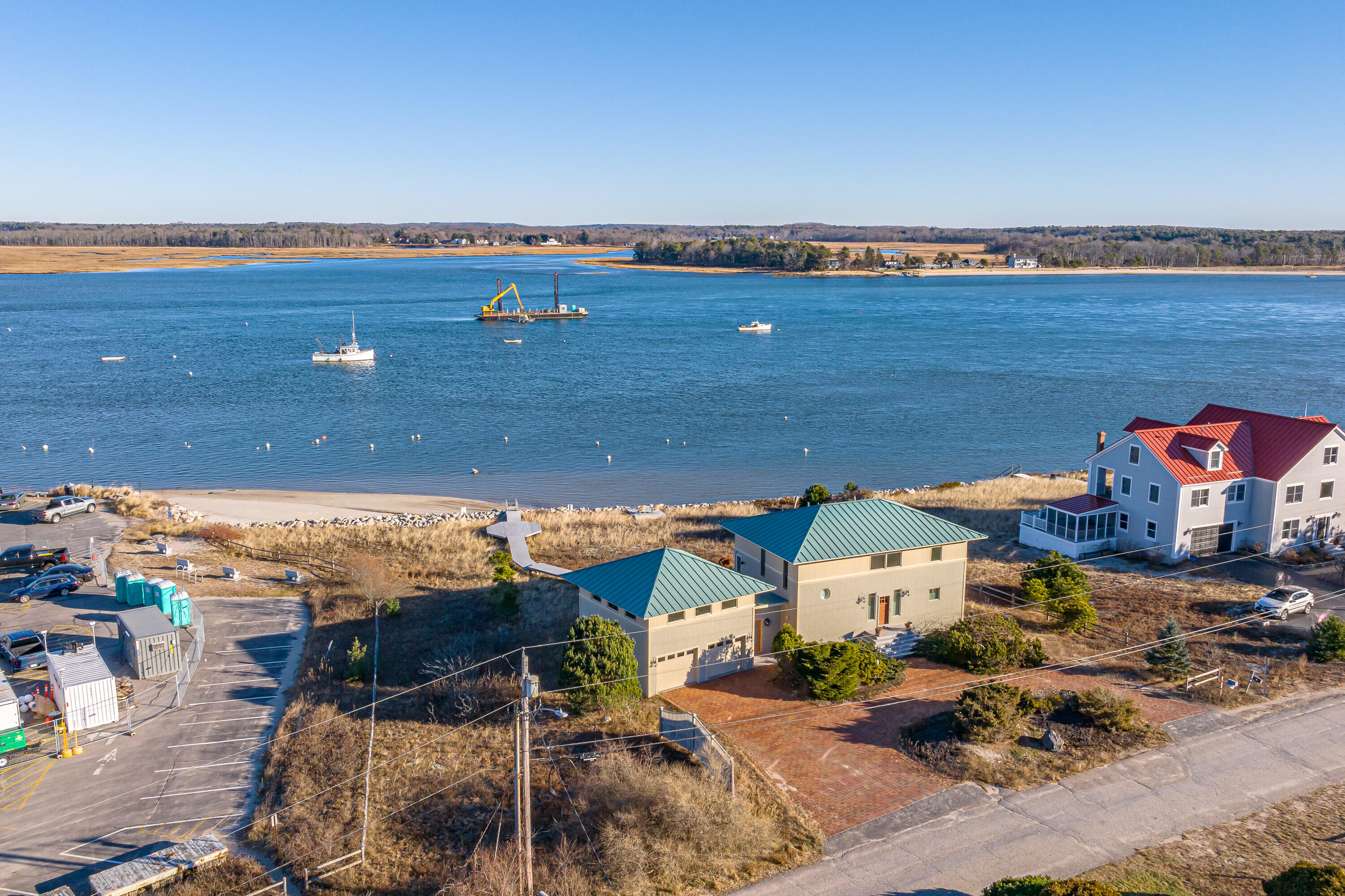 10 River Sands Drive