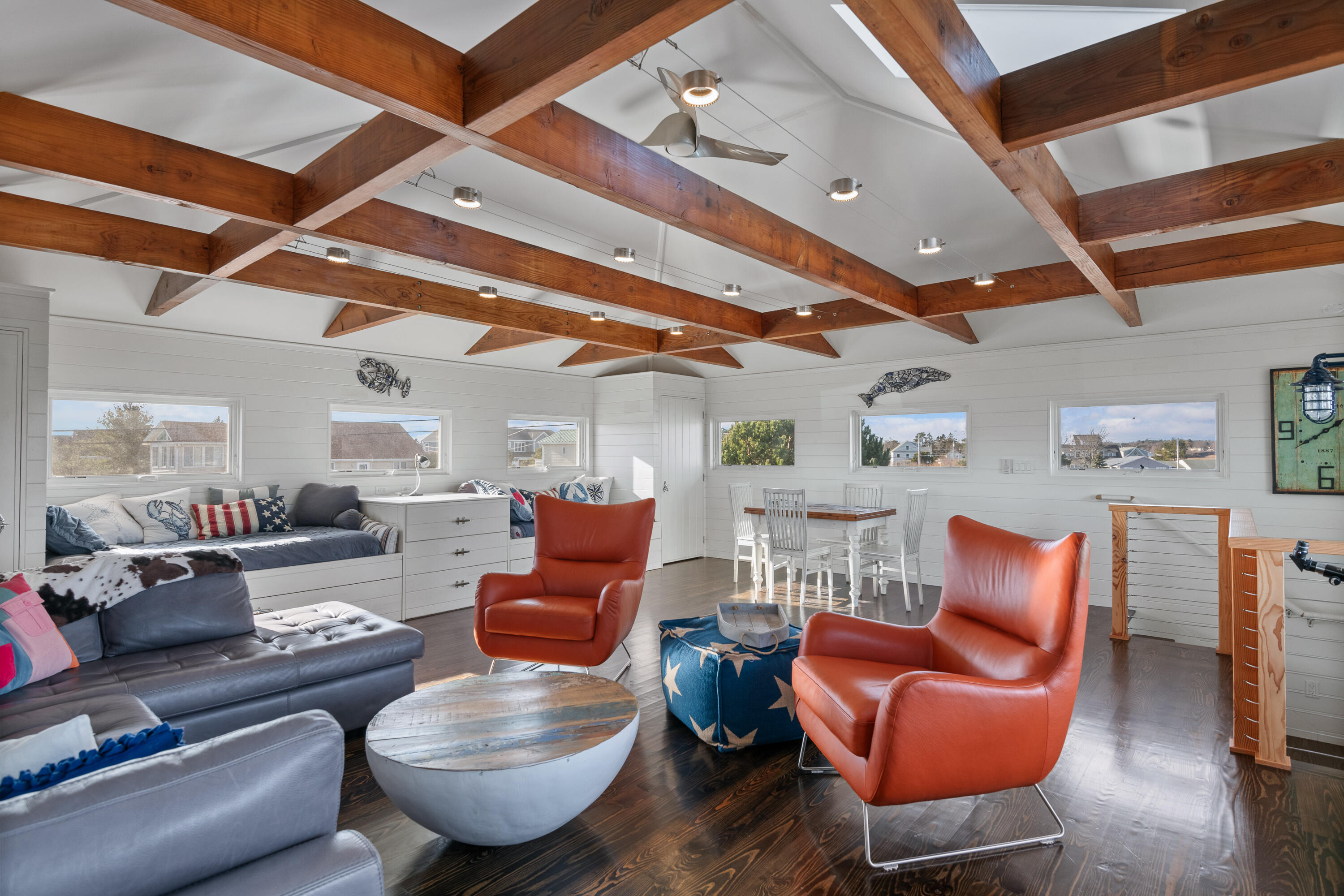 10 River Sands Drive