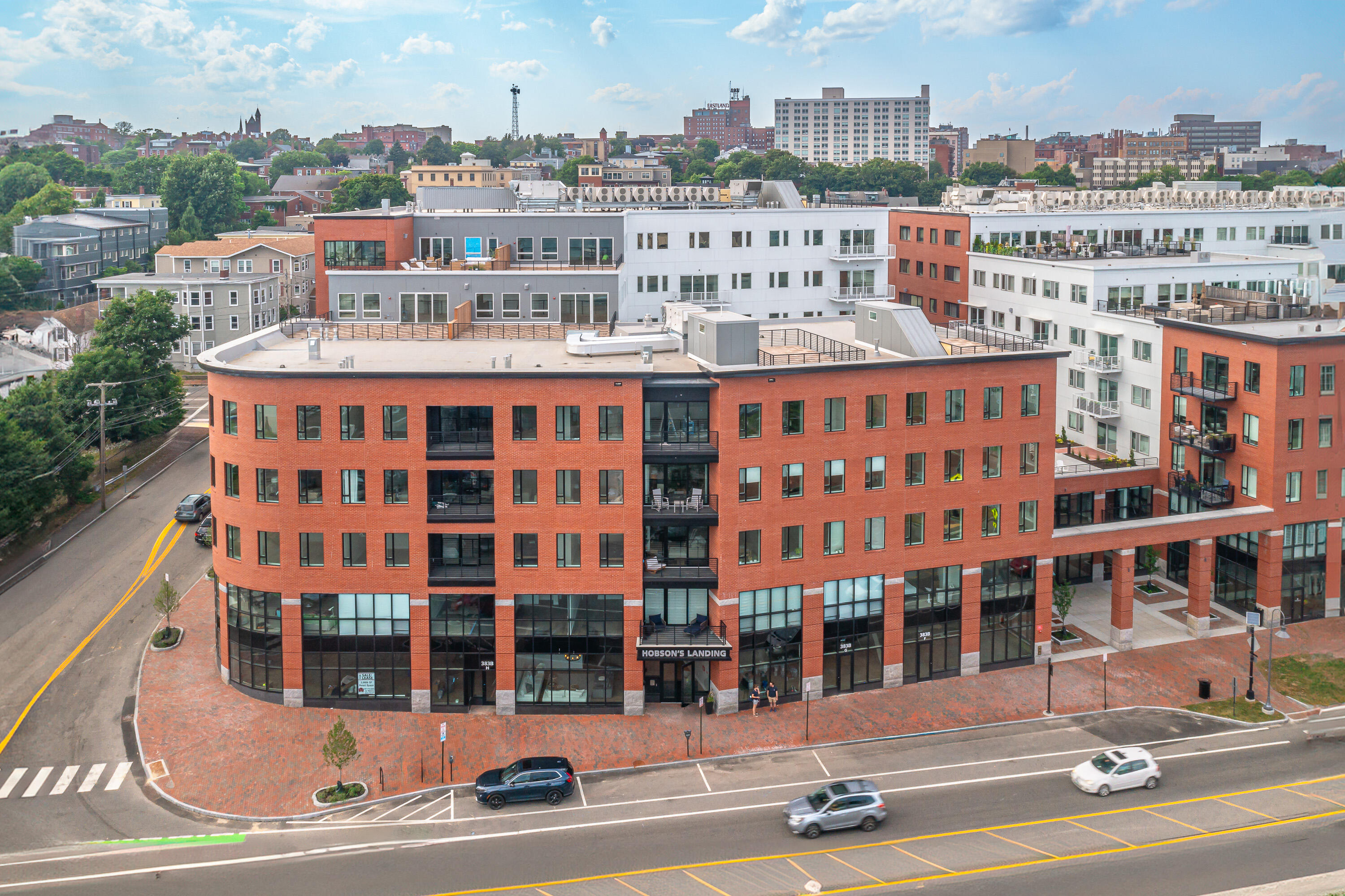 387 Commercial Street, 209