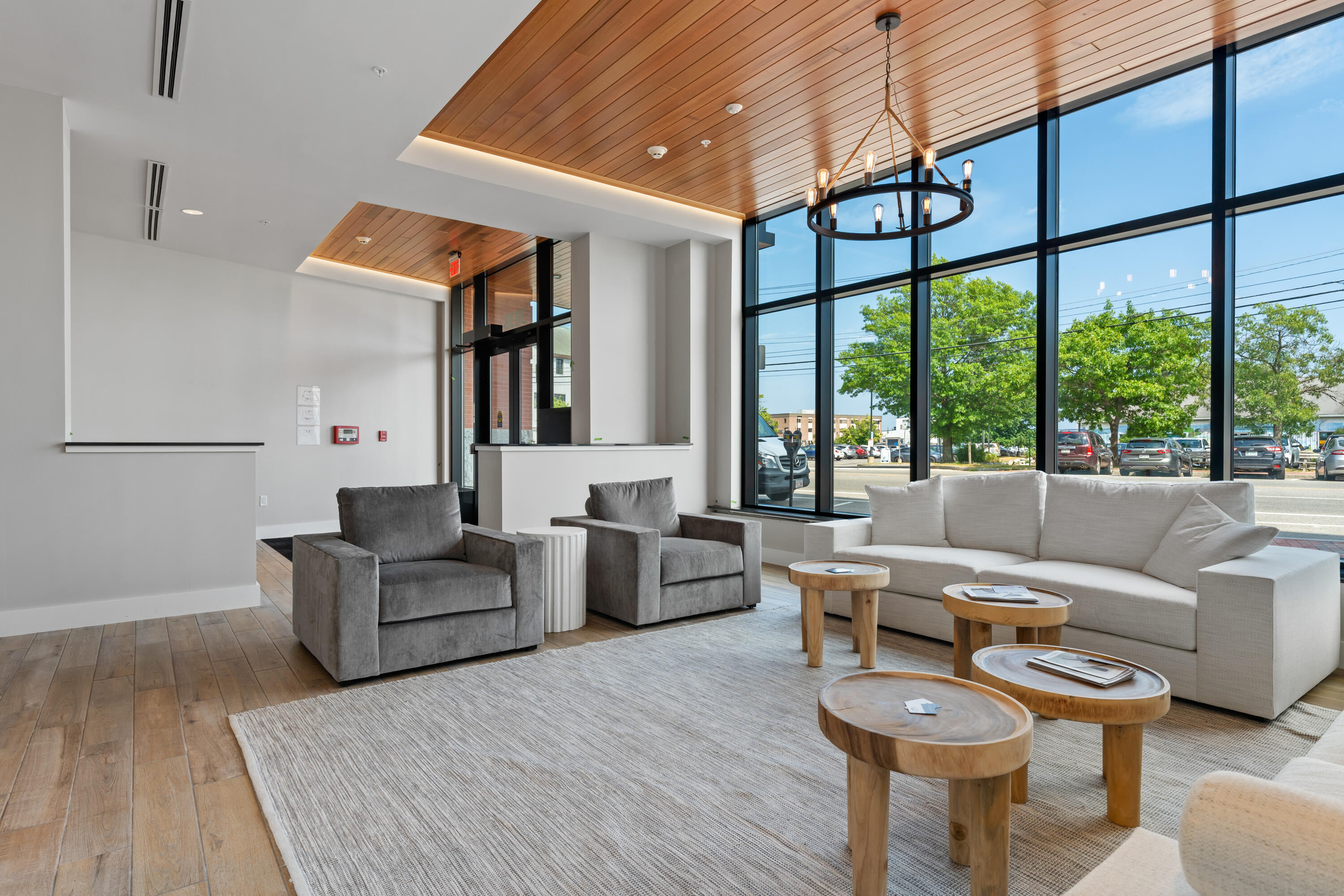 387 Commercial Street, 209