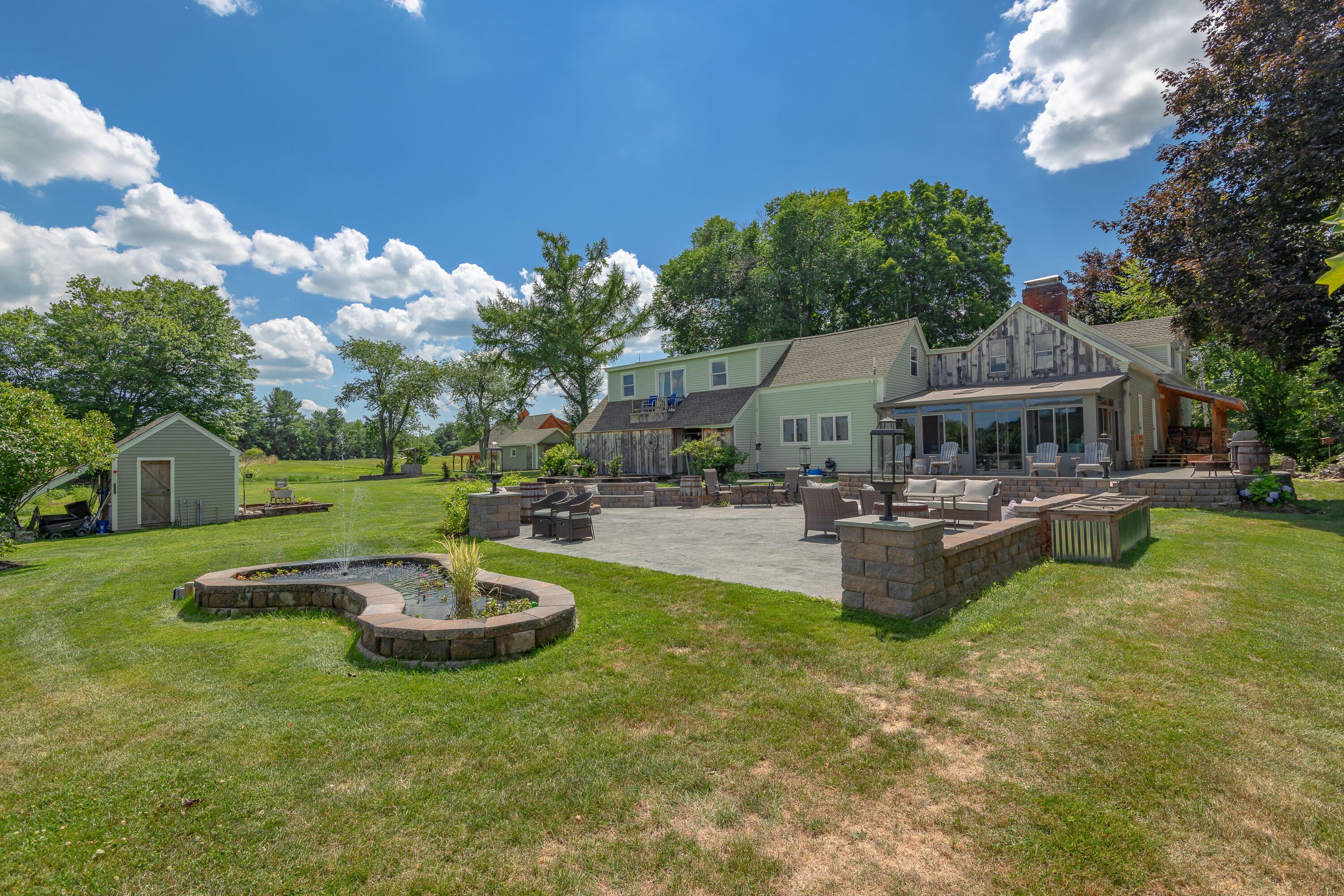 697 Fort Hill Road