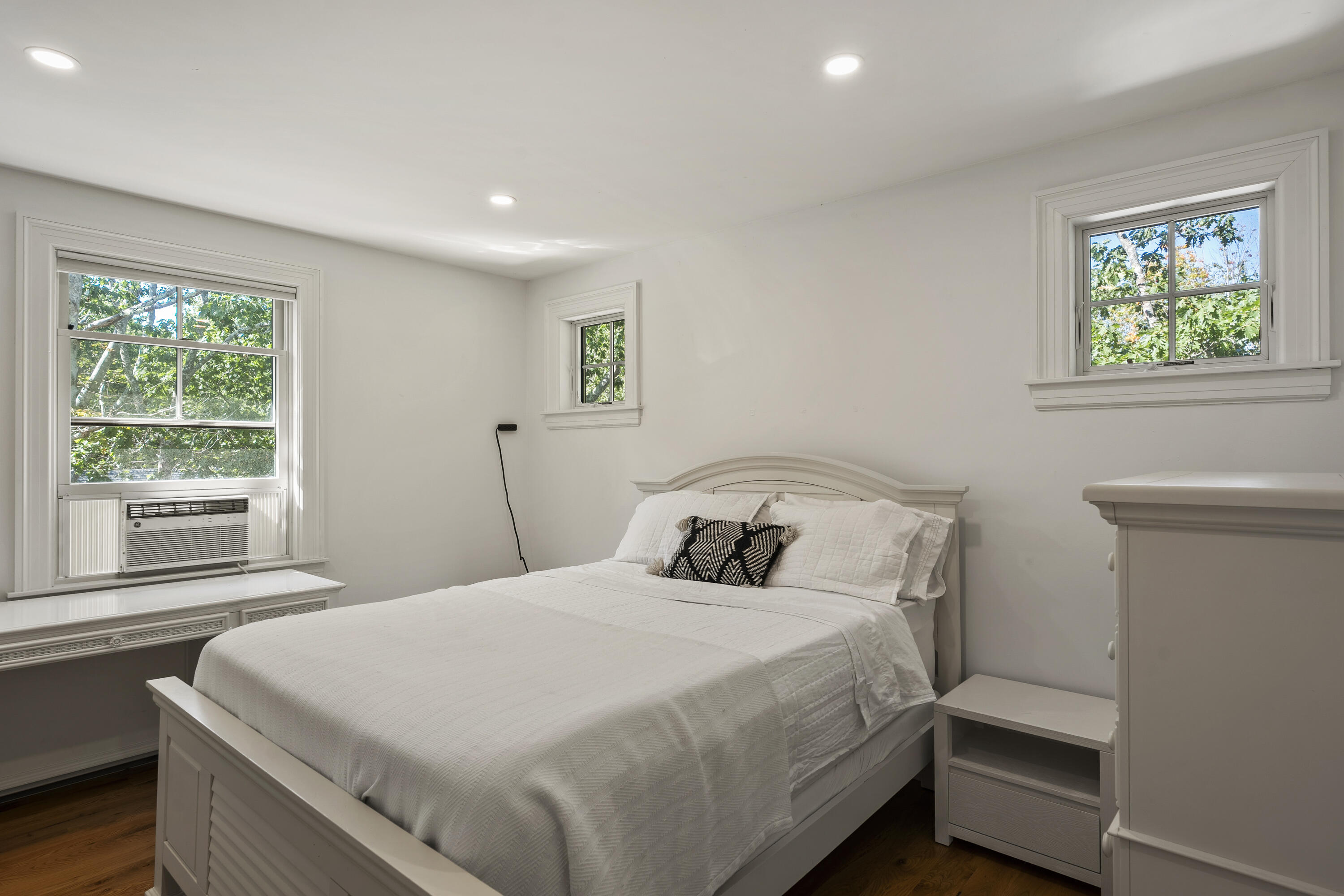 160 Main Street Rear