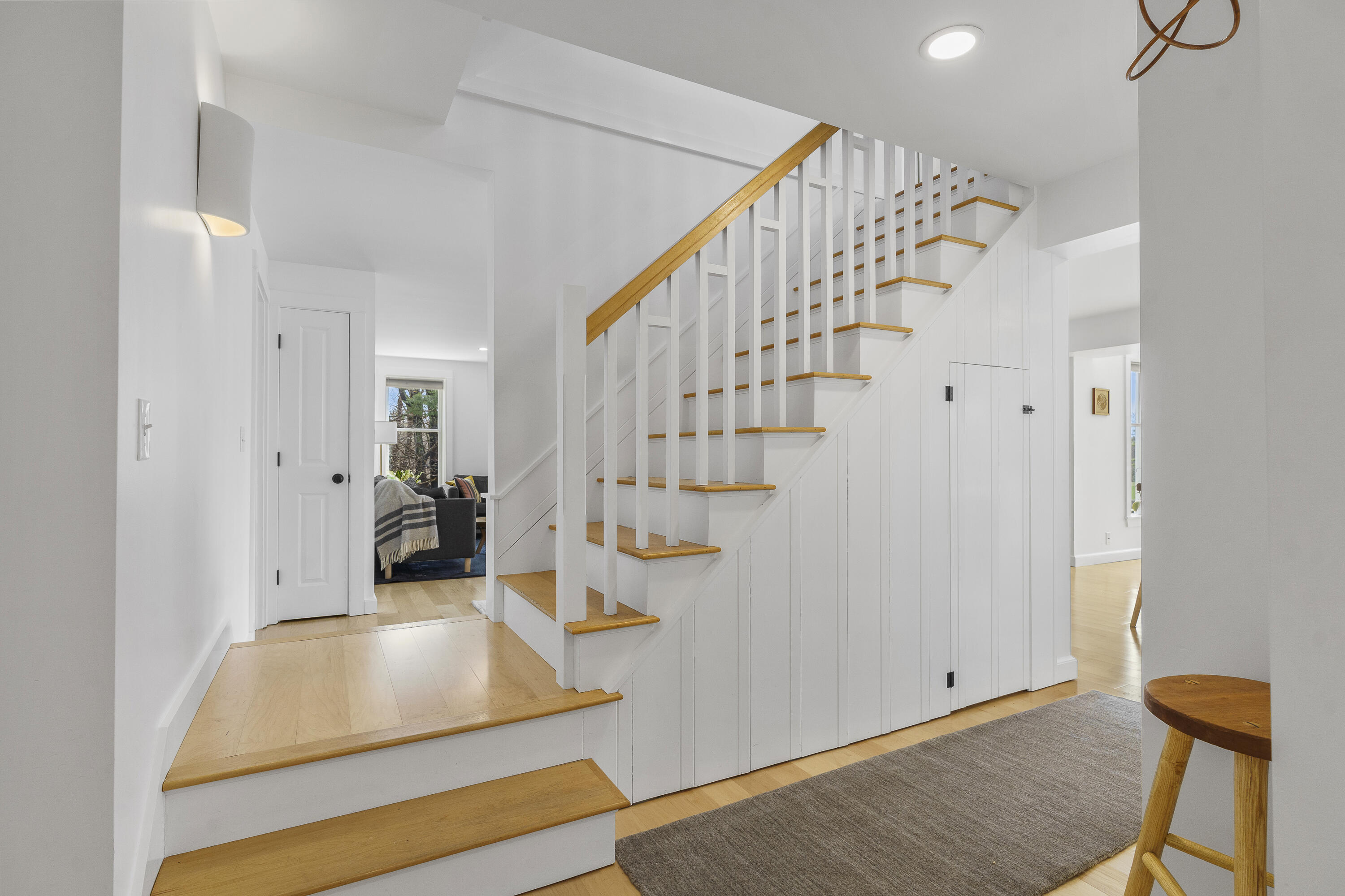 49 Desert Road
