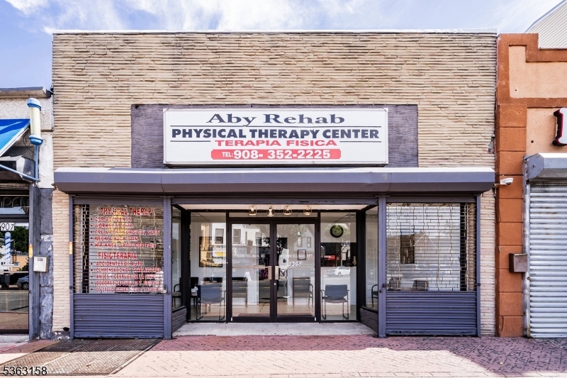 905 Elizabeth Ave