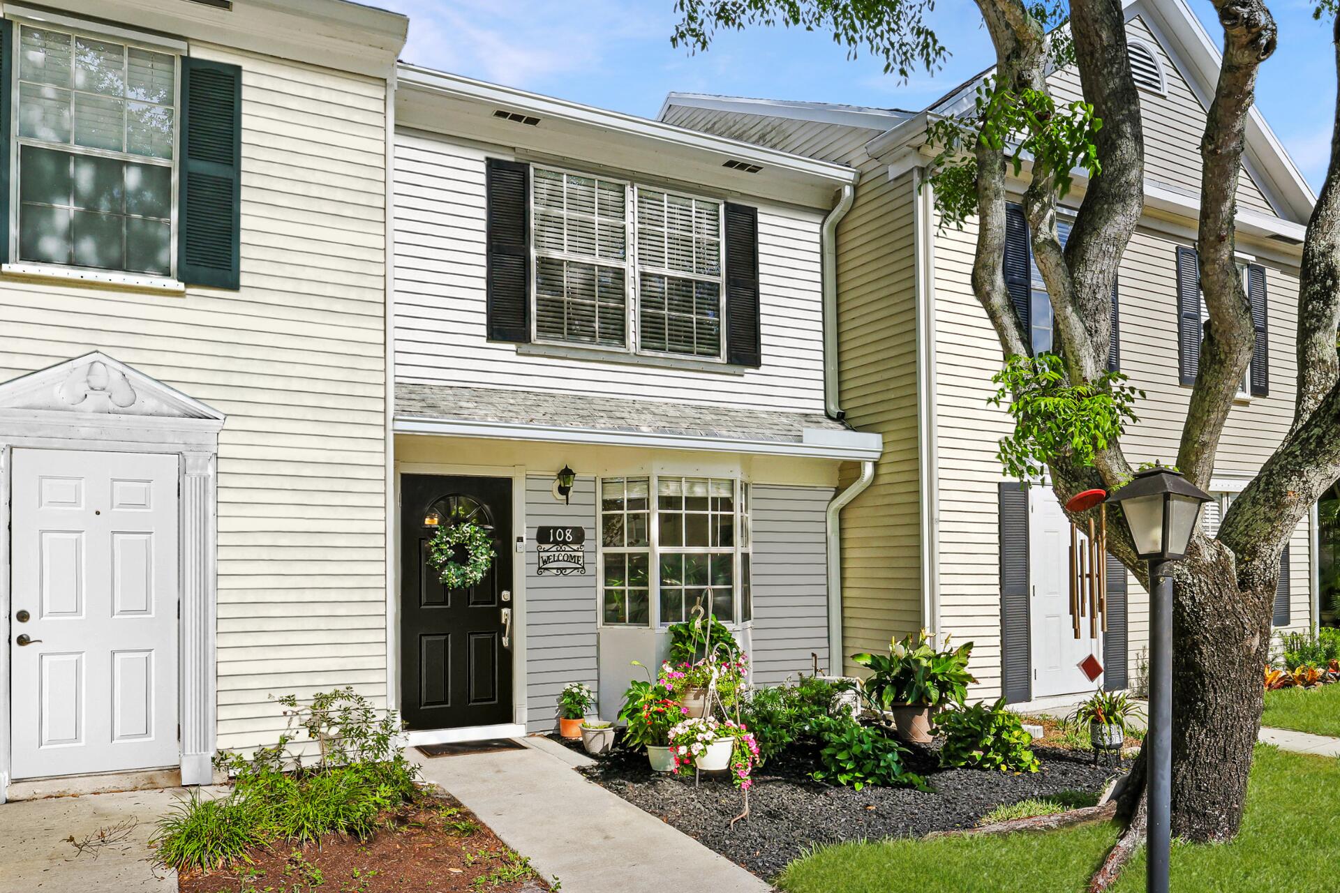 108 Old English Court