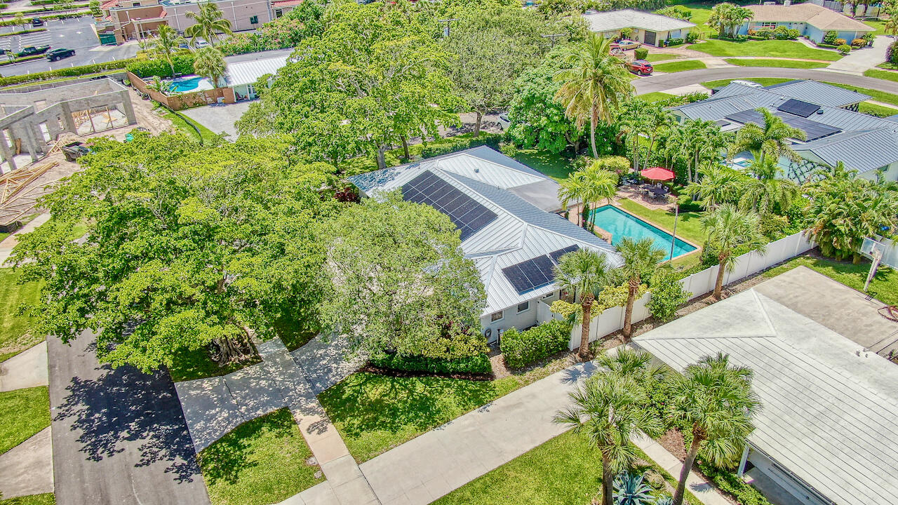 137 Cruiser Road S