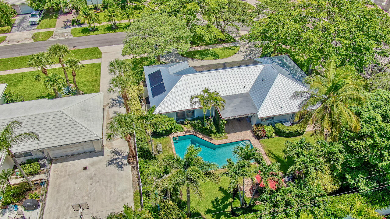 137 Cruiser Road S