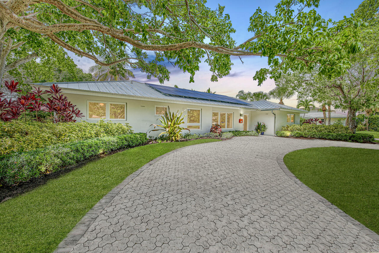 137 Cruiser Road S