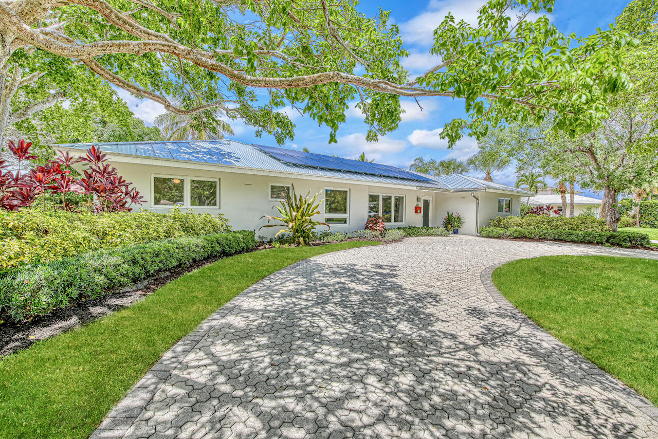 137 Cruiser Road S