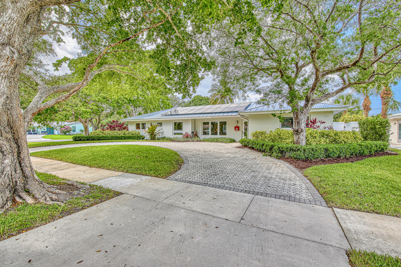 137 Cruiser Road S