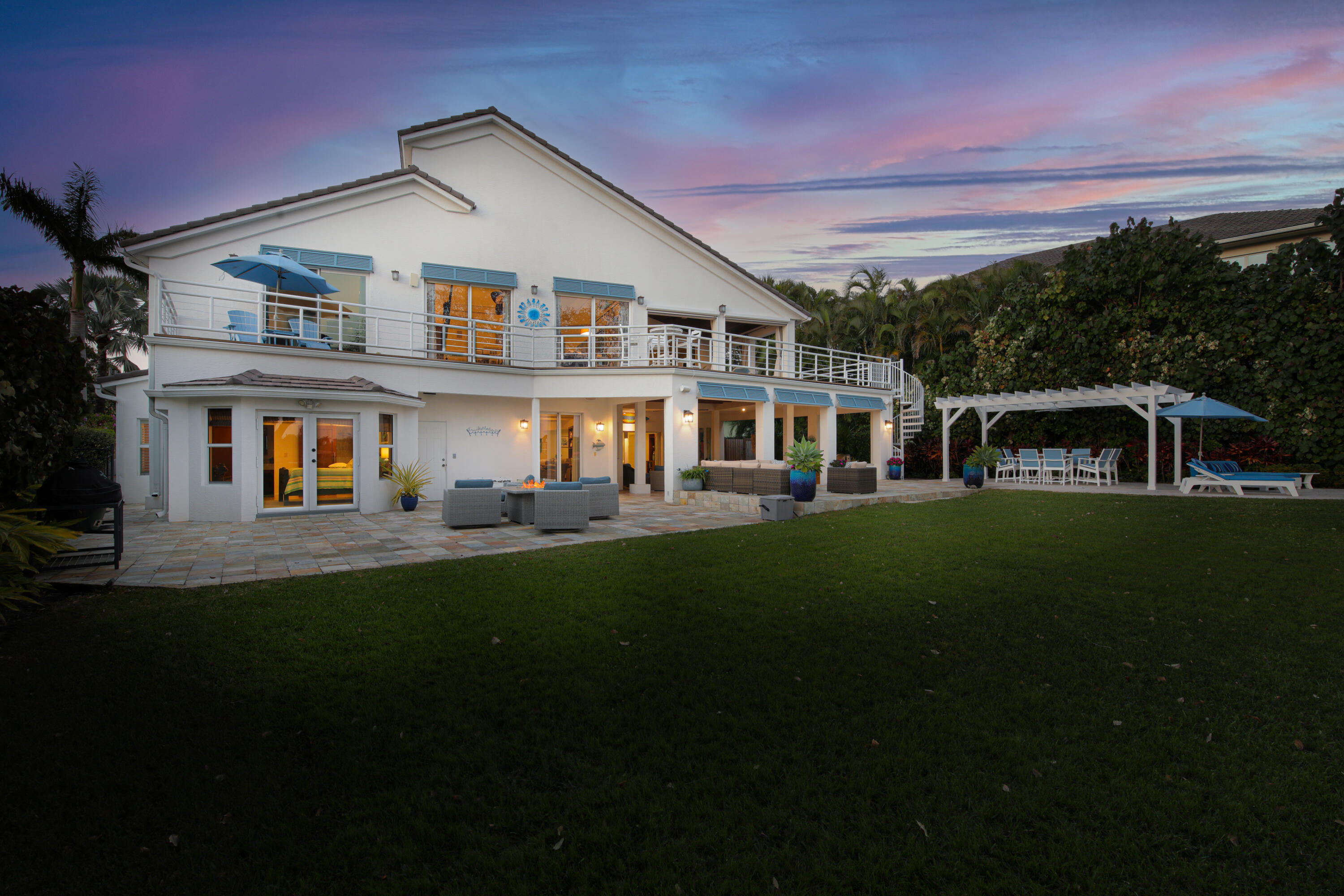 5438 Pennock Point Road