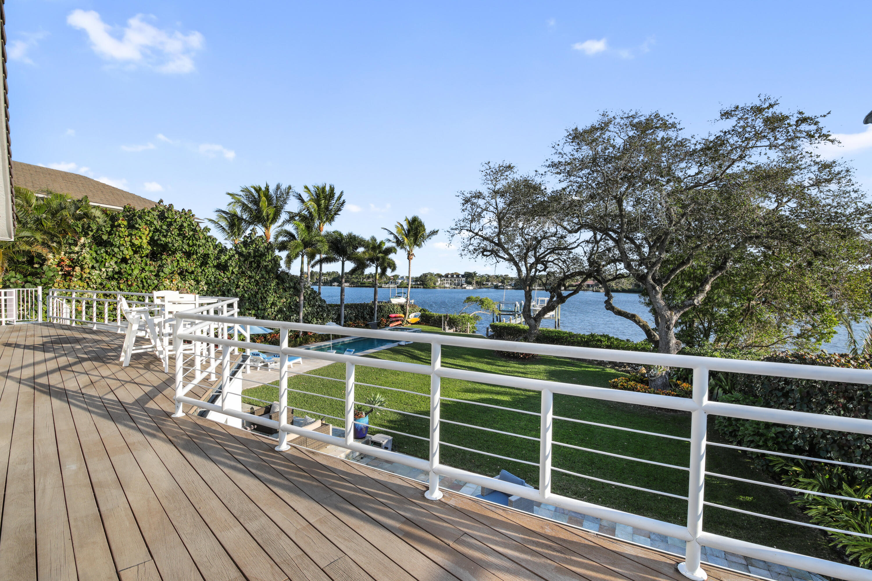 5438 Pennock Point Road