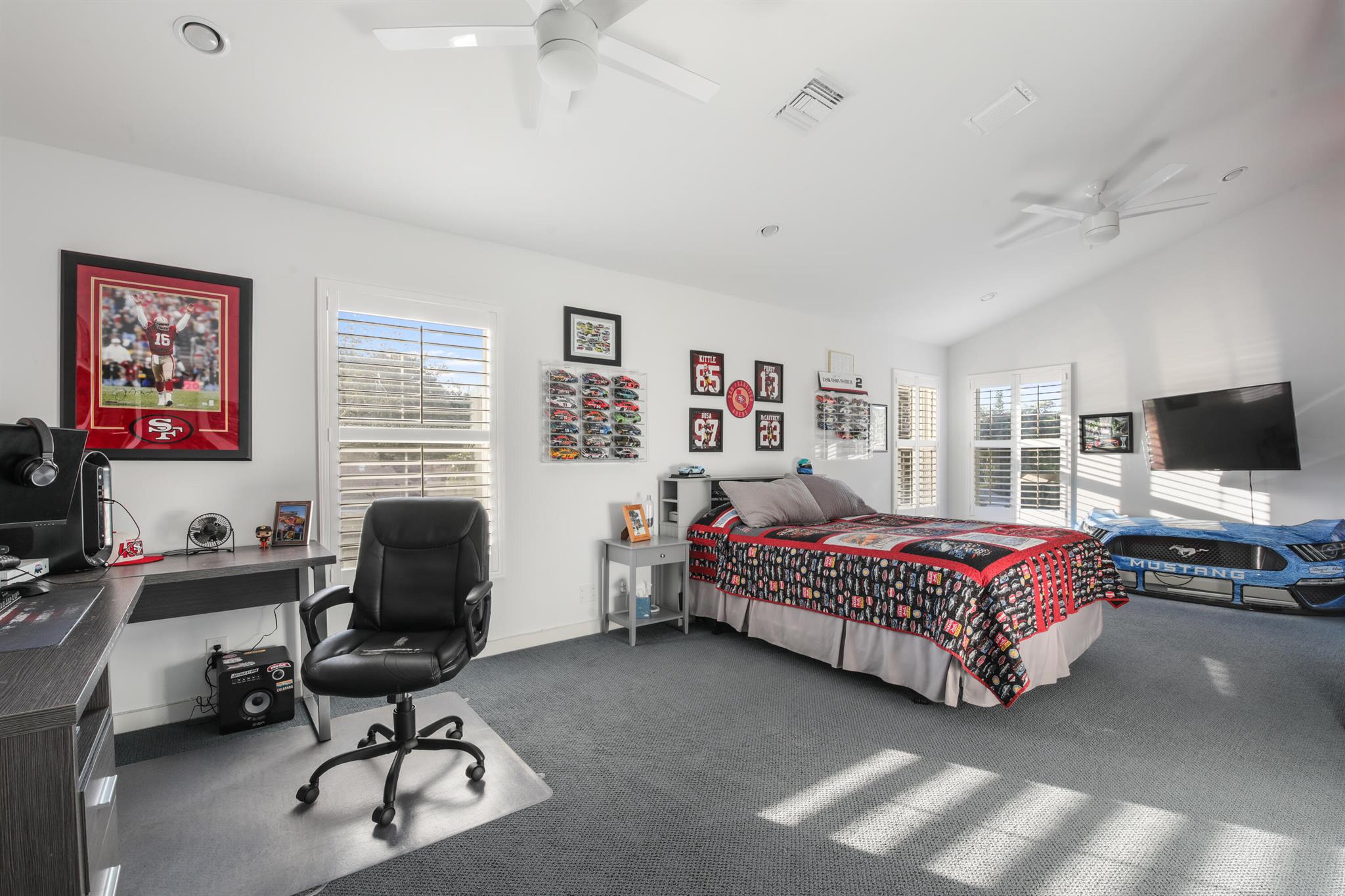 5438 Pennock Point Road