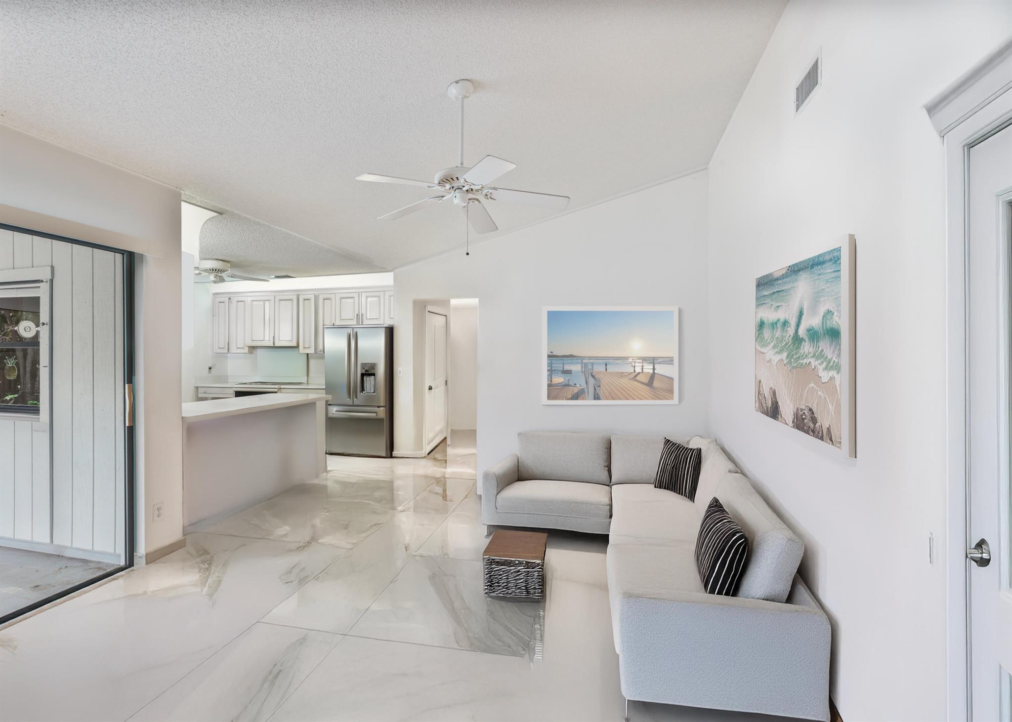 18375 Oak Leaf Court