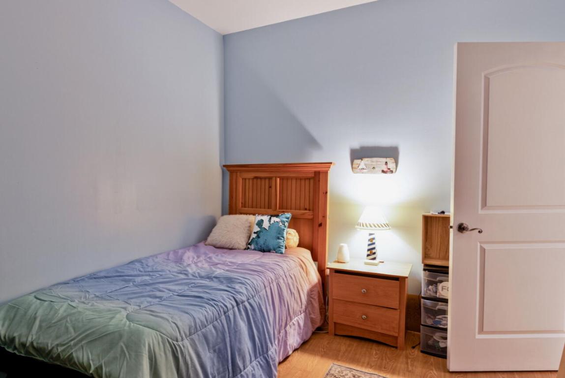 300 Uno Lago Drive 405