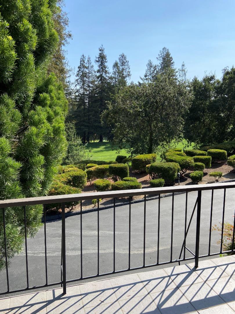 112 Sand Hill Circle