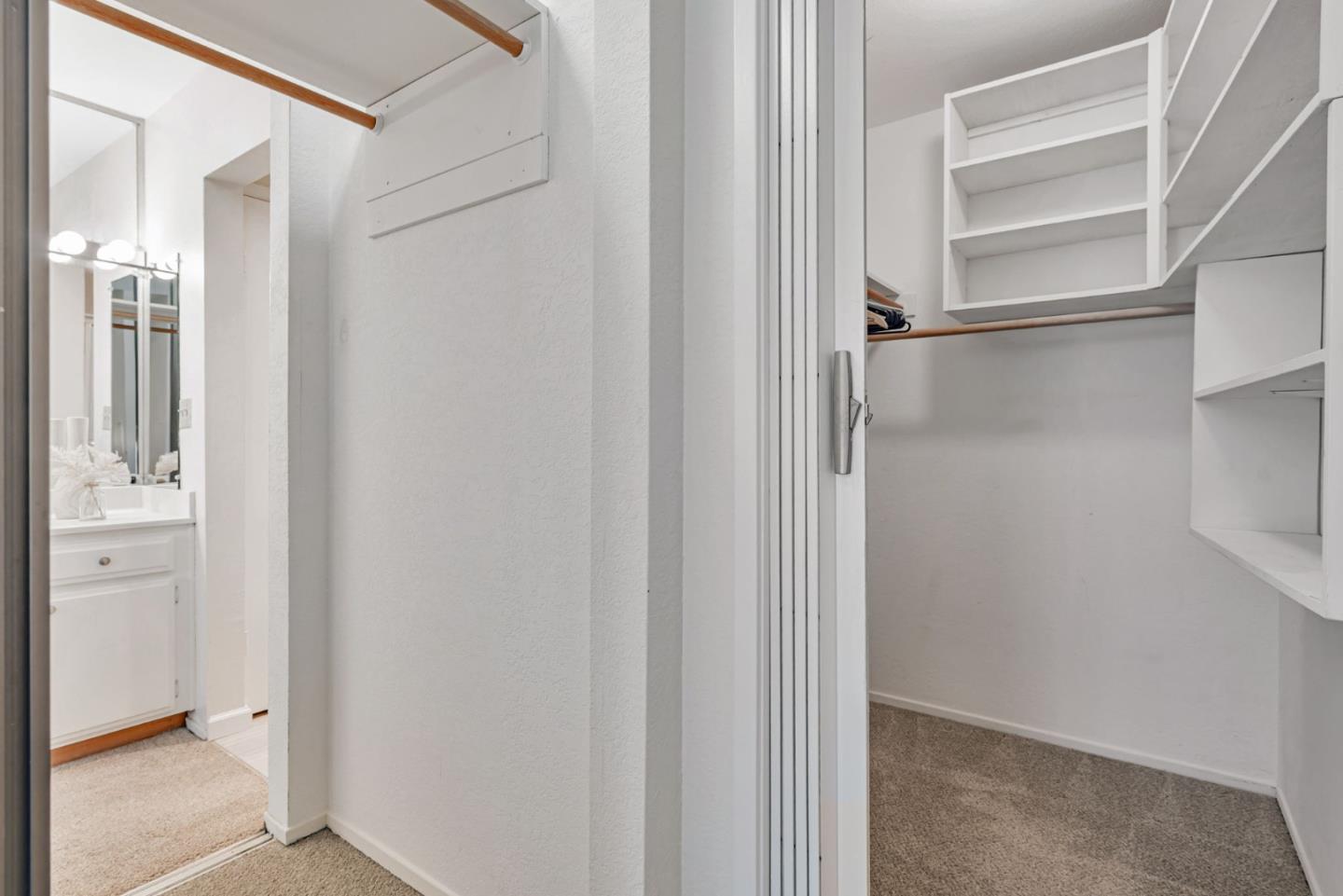 2140 Santa Cruz Avenue B108