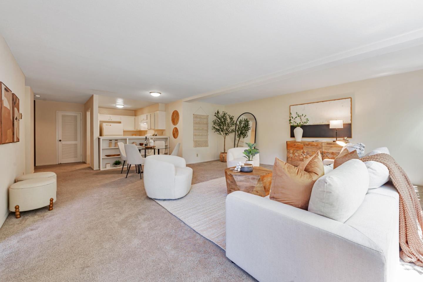 2140 Santa Cruz Avenue B108