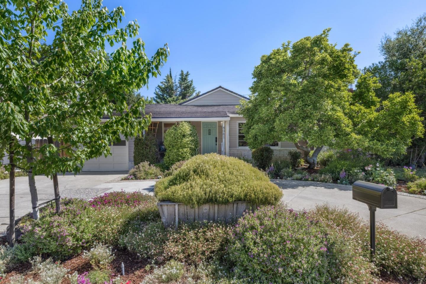 4061 Verdosa Drive