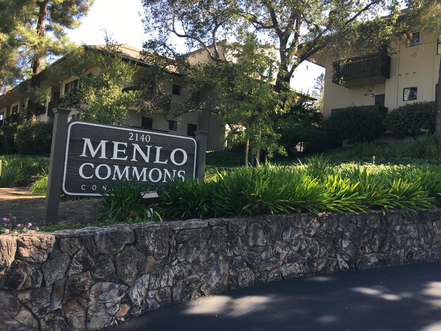 2140 Santa Cruz Avenue A201