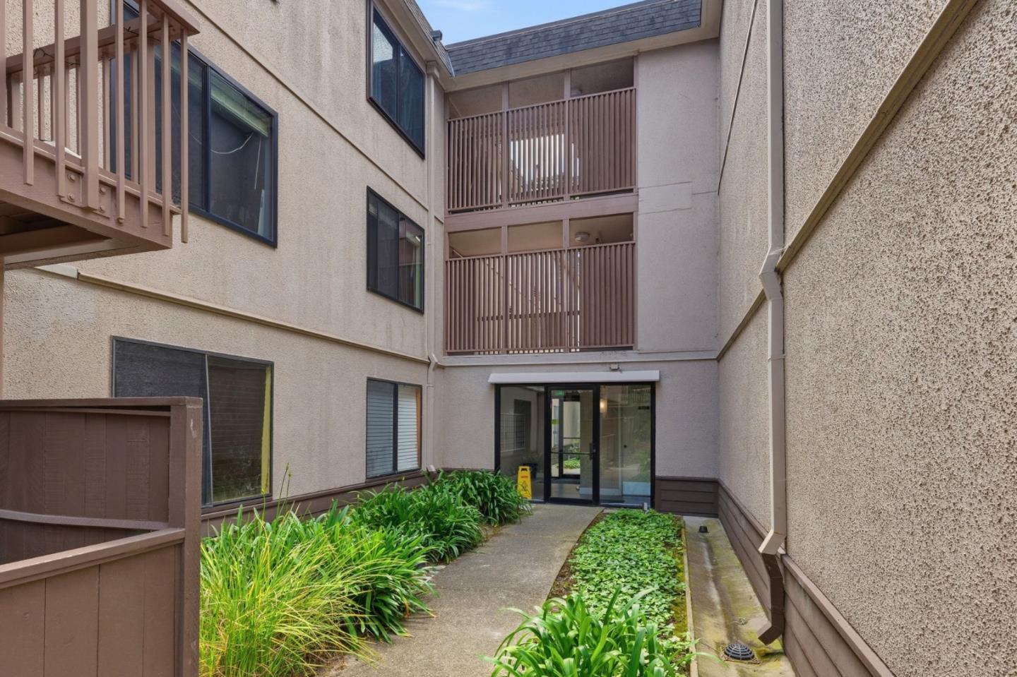 3135 Shelter Creek Lane