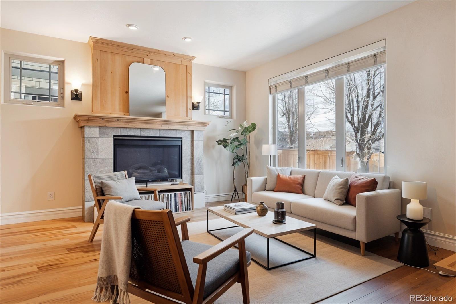 1907 S Columbine Street