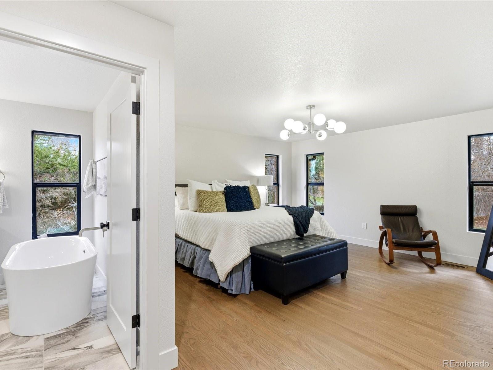 4000 S Clermont Street