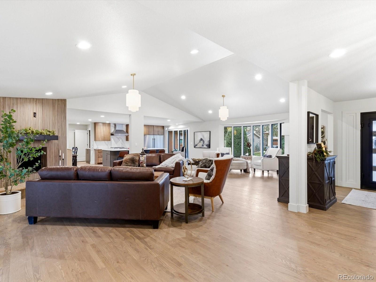 4000 S Clermont Street