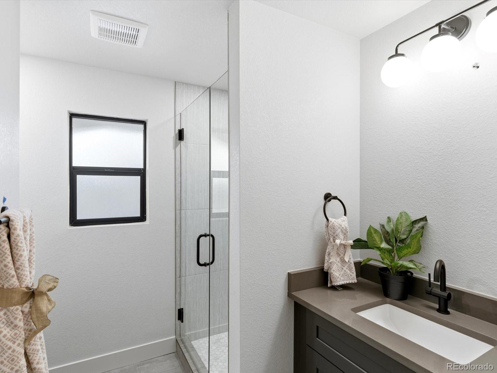 4000 S Clermont Street