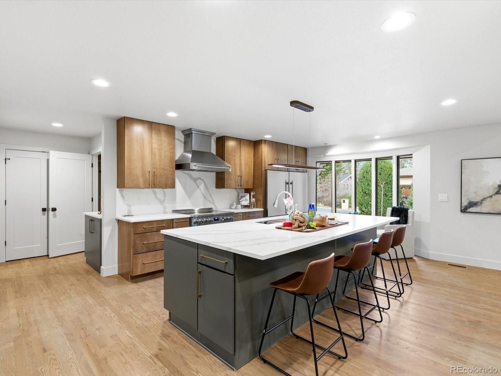 4000 S Clermont Street