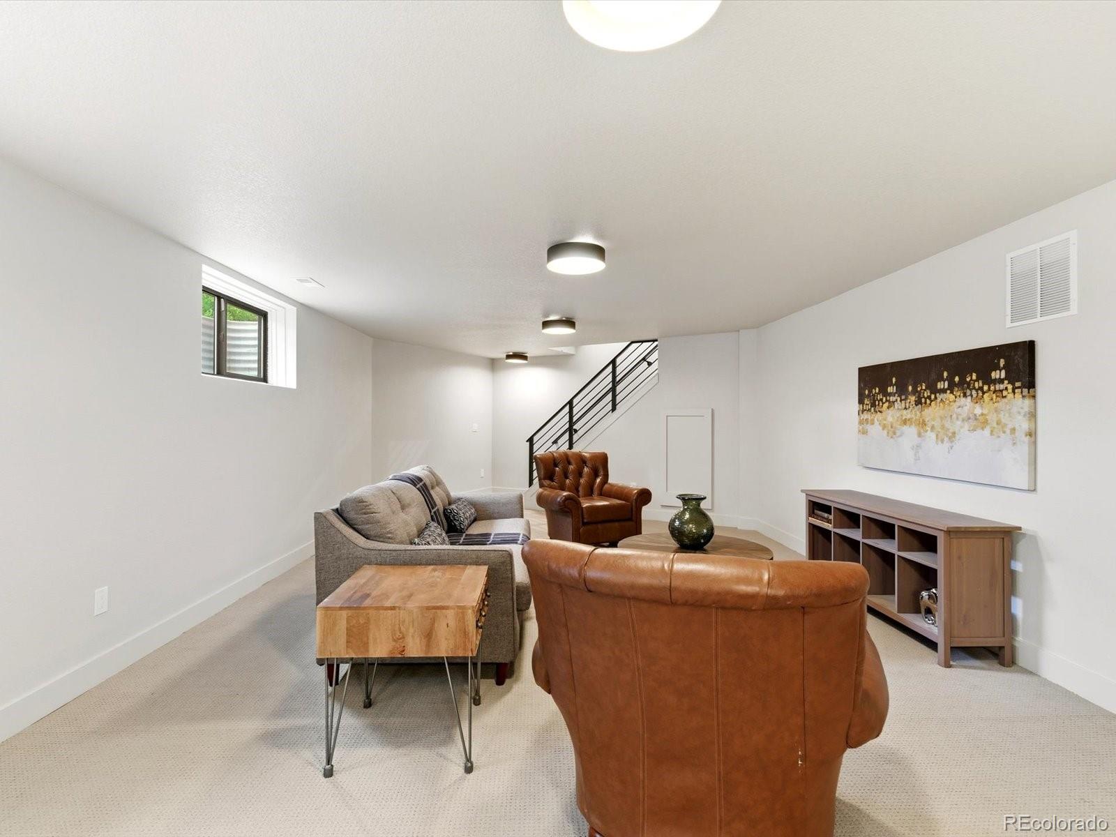 4000 S Clermont Street