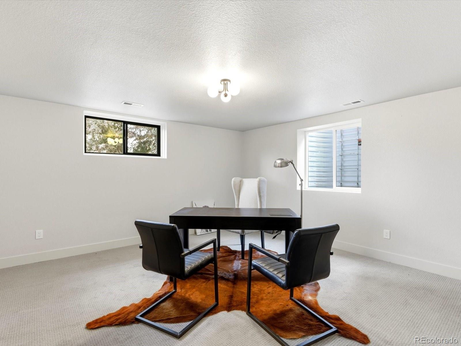 4000 S Clermont Street