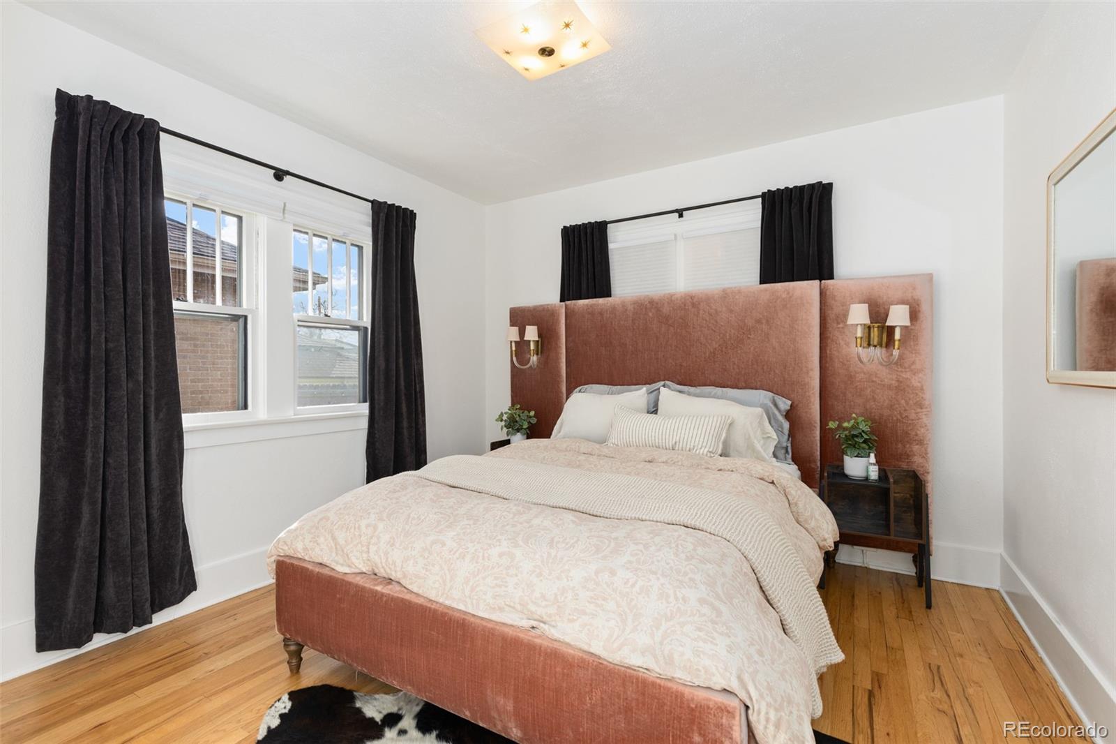 1901 S Clarkson Street