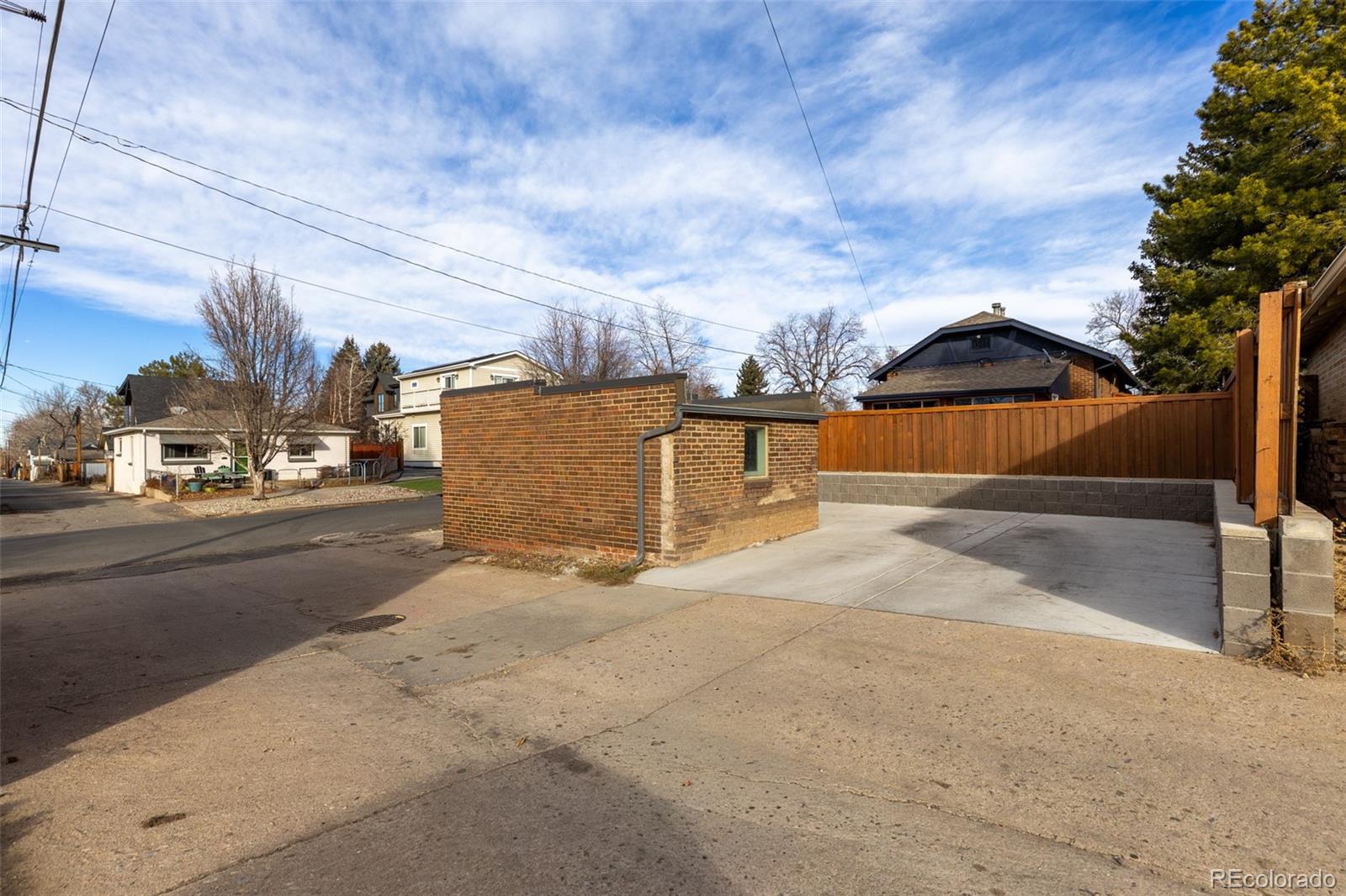 1901 S Clarkson Street