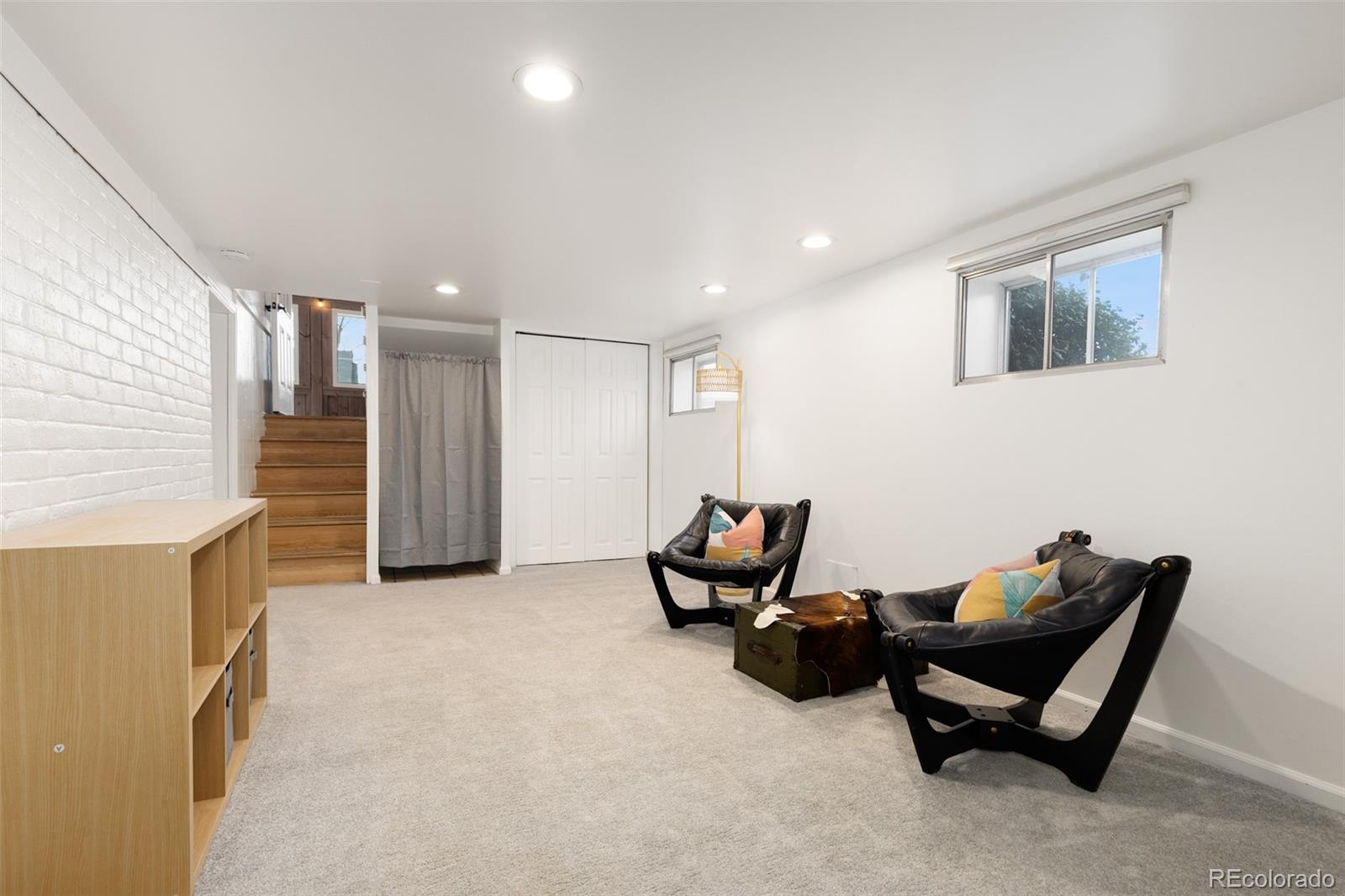 1901 S Clarkson Street