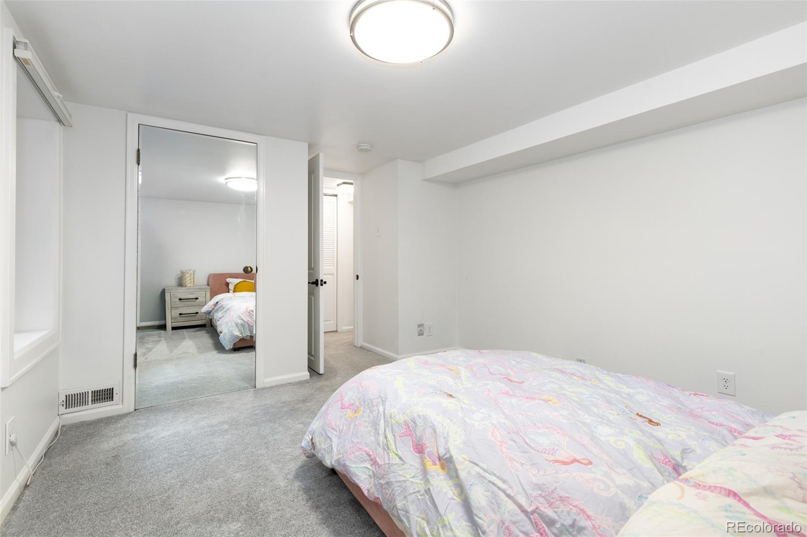 1901 S Clarkson Street