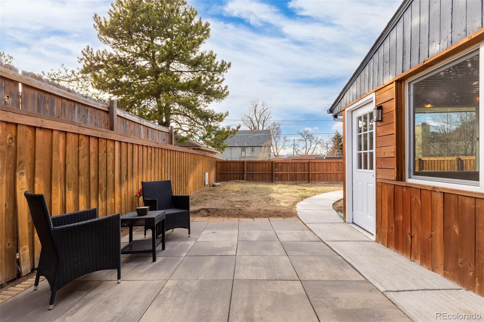 1901 S Clarkson Street