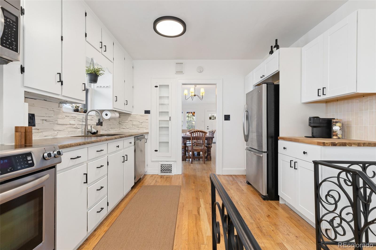 1901 S Clarkson Street