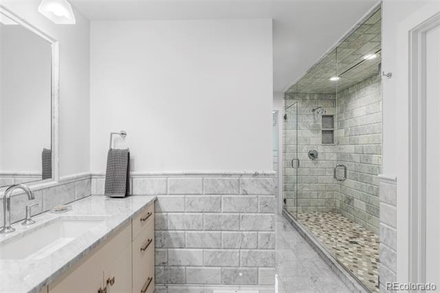 5795 Oak Creek Lane
