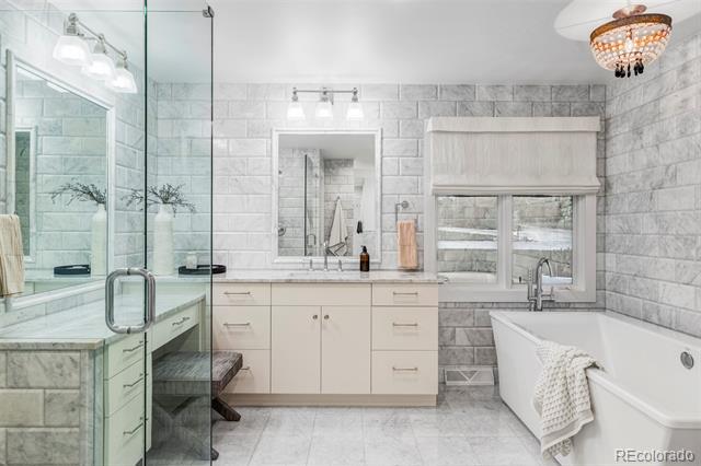 5795 Oak Creek Lane