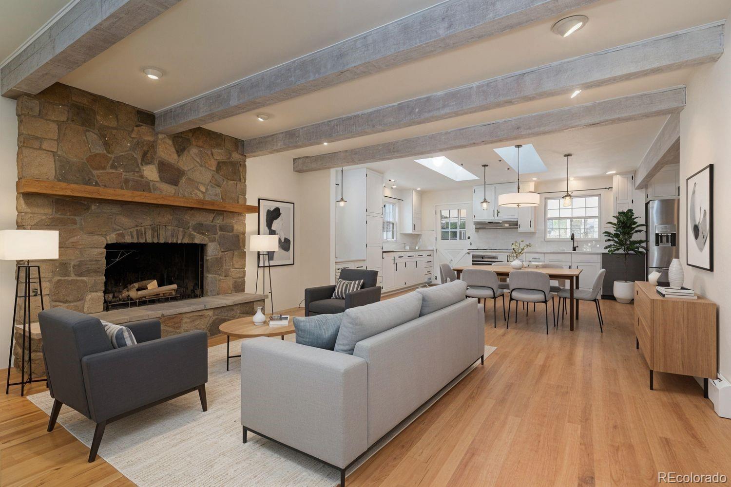 800 E Stanford Avenue